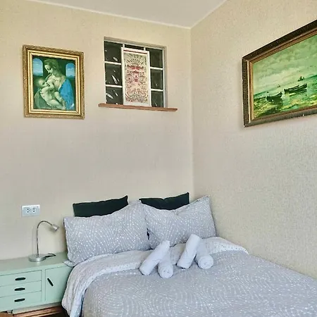 Cozy In With Free Parking Apartment