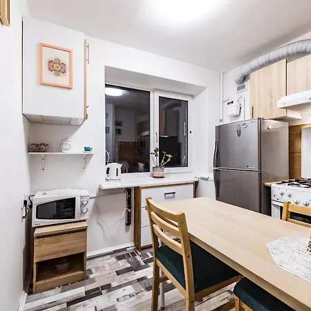 Apartment Cozy In With Free Parking *