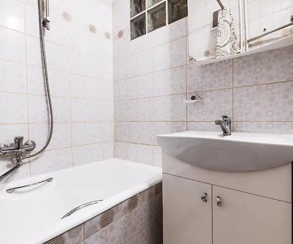 Cozy In With Free Parking 아파트 카우나스