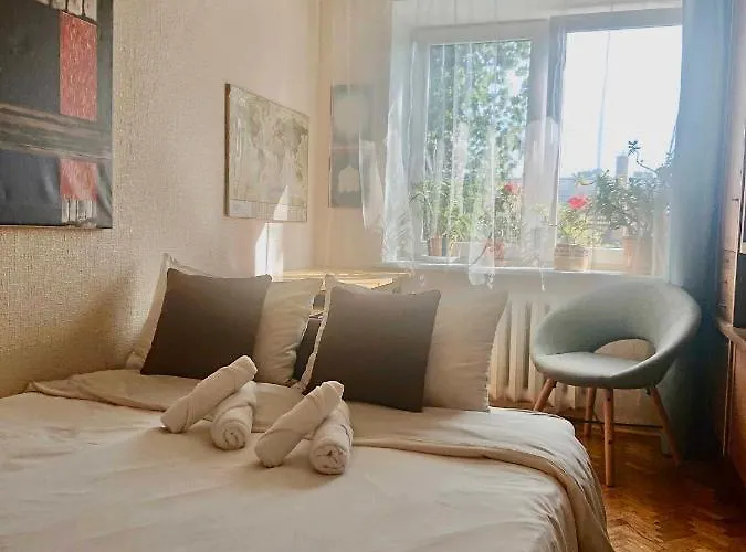 Cozy In With Free Parking 아파트 카우나스